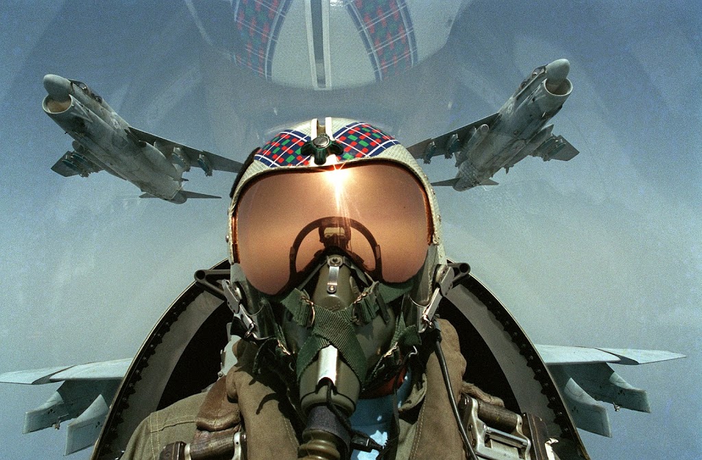 The extreme visual skills of an Apache fighter pilot